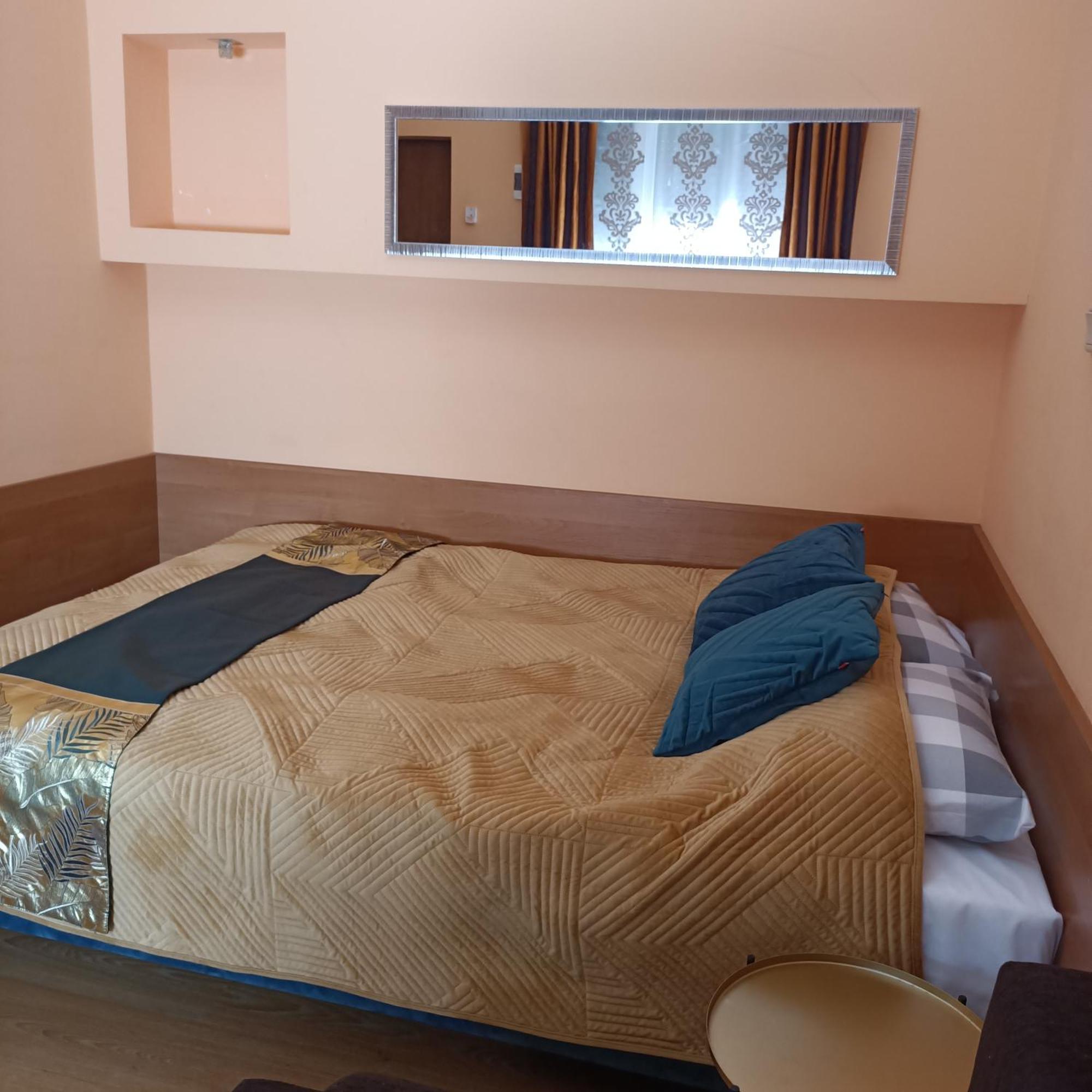 "Vanilla" Pokoje I Apartamenty Nad Brzegiem Jeziora Окунинка Экстерьер фото